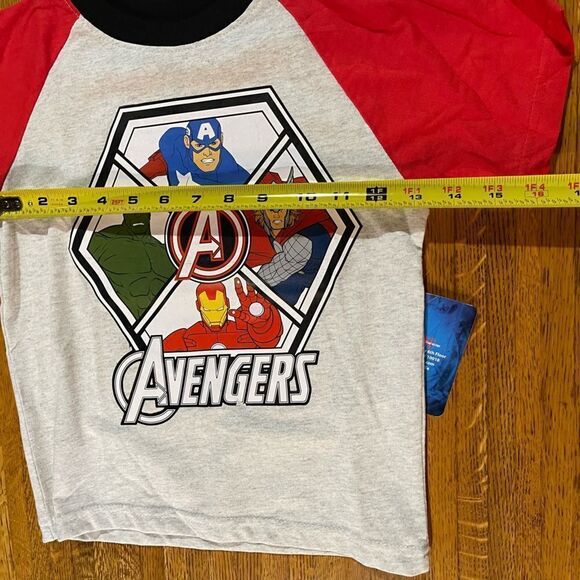 Avengers Marval Character Bous Top size 5/6 NWT - Picture 5 of 8